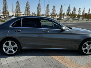 Mercedes C-Class foto 6