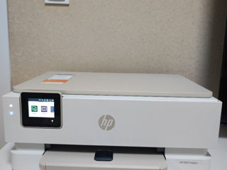 Imprimanta Epson și HP Envy Inspire
