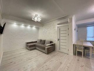 Apartament cu 2 camere, 73 m², Buiucani, Chișinău foto 4