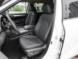 Toyota Highlander foto 5