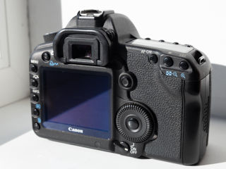 Canon 5D mark II body foto 4