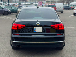 Volkswagen Passat foto 8