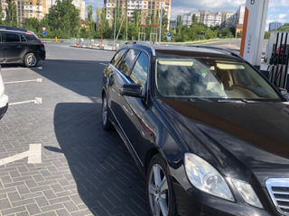 Mercedes E-Class foto 4