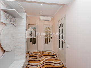 Apartament cu 2 camere, 54 m², Râșcani, Chișinău foto 3