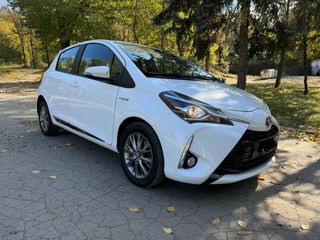 Toyota Yaris foto 2