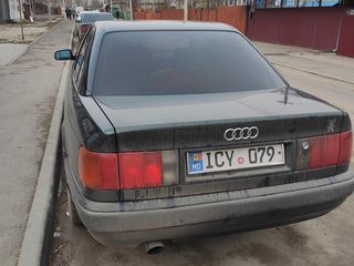 Audi 100 foto 3