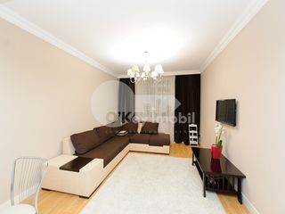 Chirie apartament, Centru, 420 € ! foto 1