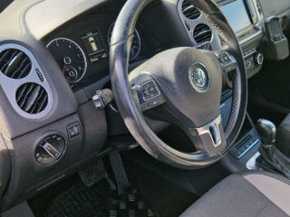 Volkswagen Tiguan foto 8