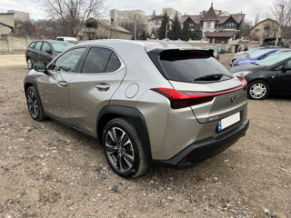 Lexus UX foto 6