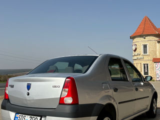 Dacia Logan foto 4