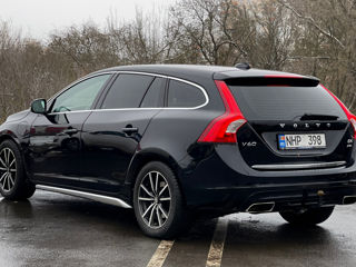 Volvo V60 foto 4