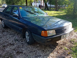 Audi 100 foto 2