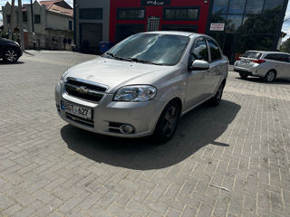 Chevrolet Aveo foto 2