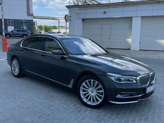 BMW 7 Series foto 9