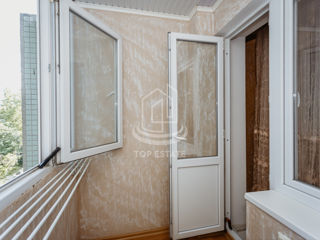 Apartament cu 2 camere, 55 m², Botanica, Chișinău foto 9