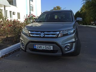 Suzuki Vitara foto 1