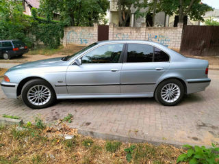 BMW 5 Series foto 7