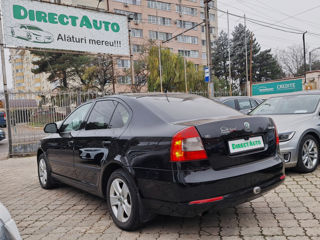 Skoda Octavia foto 4