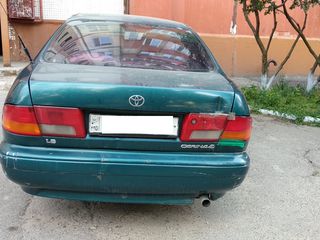 Toyota Carina foto 7