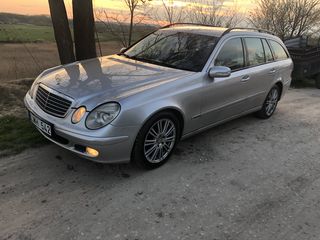 Mercedes E Class foto 1