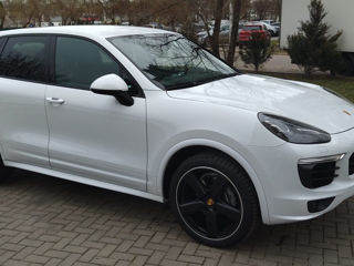 Porsche Cayenne foto 2