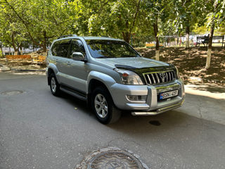 Toyota Land Cruiser Prado foto 4