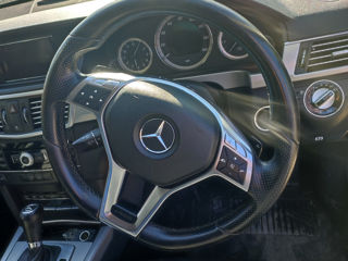 Mercedes E-Class фото 5