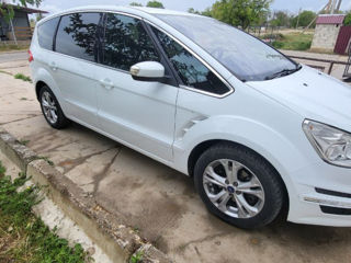 Ford S-Max фото 3