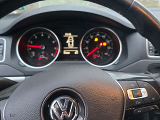 Volkswagen Jetta foto 6