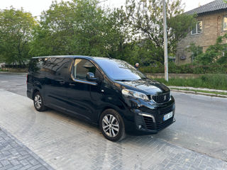 Peugeot Traveller фото 7