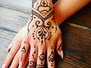 Tatuajul cu henna in Ungheni foto 5
