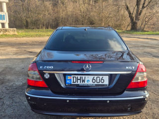 Mercedes E-Class foto 4