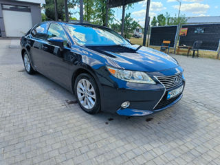 Lexus ES Series