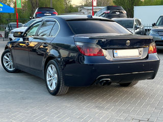 BMW 5 Series foto 4