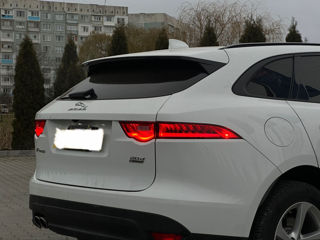 Jaguar F-PACE foto 7