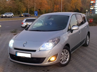 Renault Grand Scenic foto 3