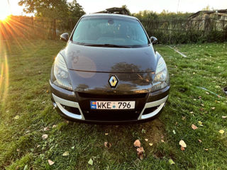 Renault Grand Scenic foto 1