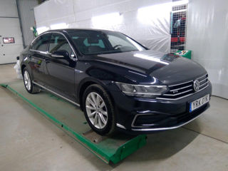 Volkswagen Passat foto 2