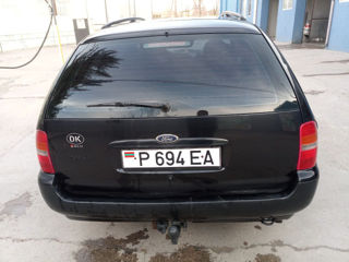 Ford Mondeo foto 3