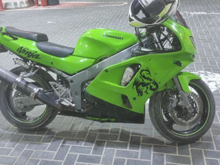 Kawasaki Ninja zx-6RR