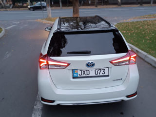 Toyota Auris foto 4