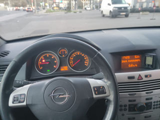 Opel Astra foto 2