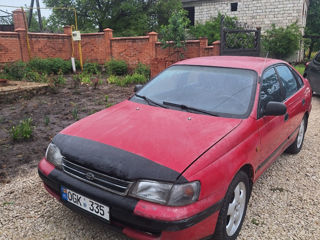 Toyota Carina фото 0