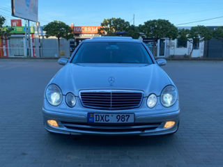 Mercedes E-Class foto 4