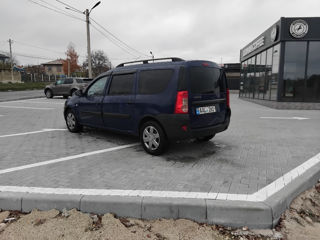 Dacia Logan foto 2