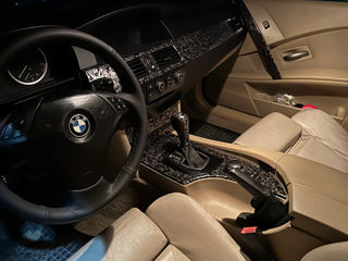 BMW 5 Series foto 8