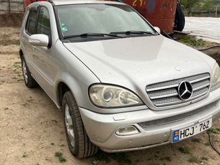 Mercedes M-Class