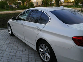 BMW 5 Series foto 8