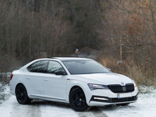 Skoda Superb foto 2