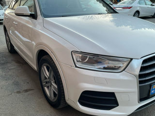 Audi Q3 foto 2